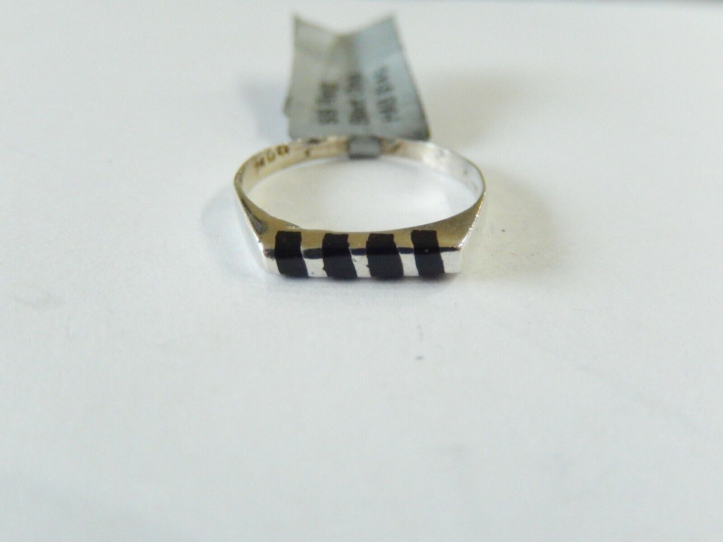 *VINTAGE*  925 Sterling Silver  Black Onyx  Ring Size 6