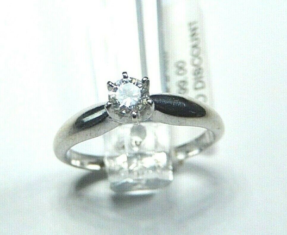 *NWT* 14k white Gold Round Natural VS Diamond Engagement Solitaire Ring Size 6