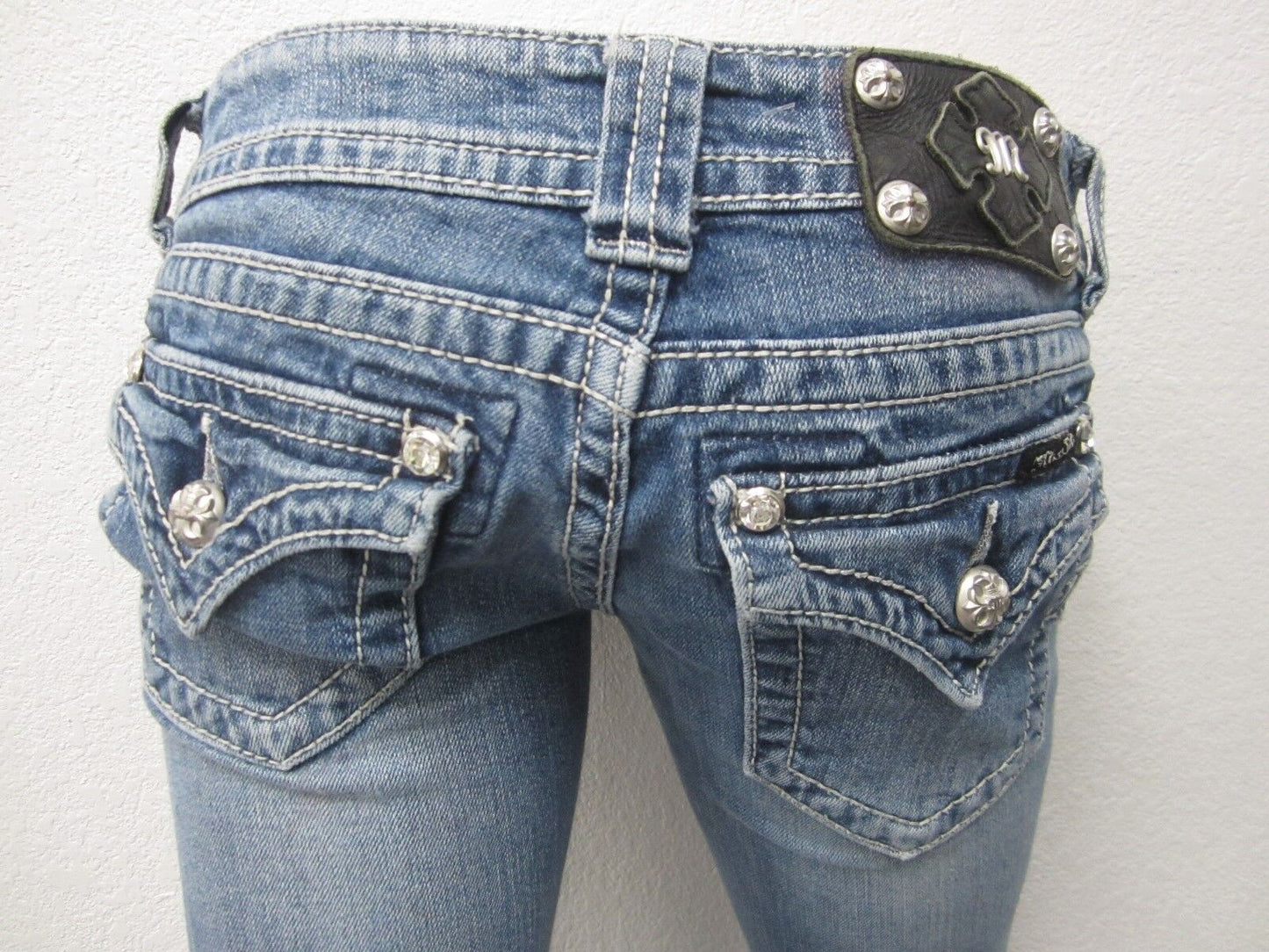 NEAR MINT MISS ME JS4009B16 Boot Cut Flap Button Jeans Size W26 x L32