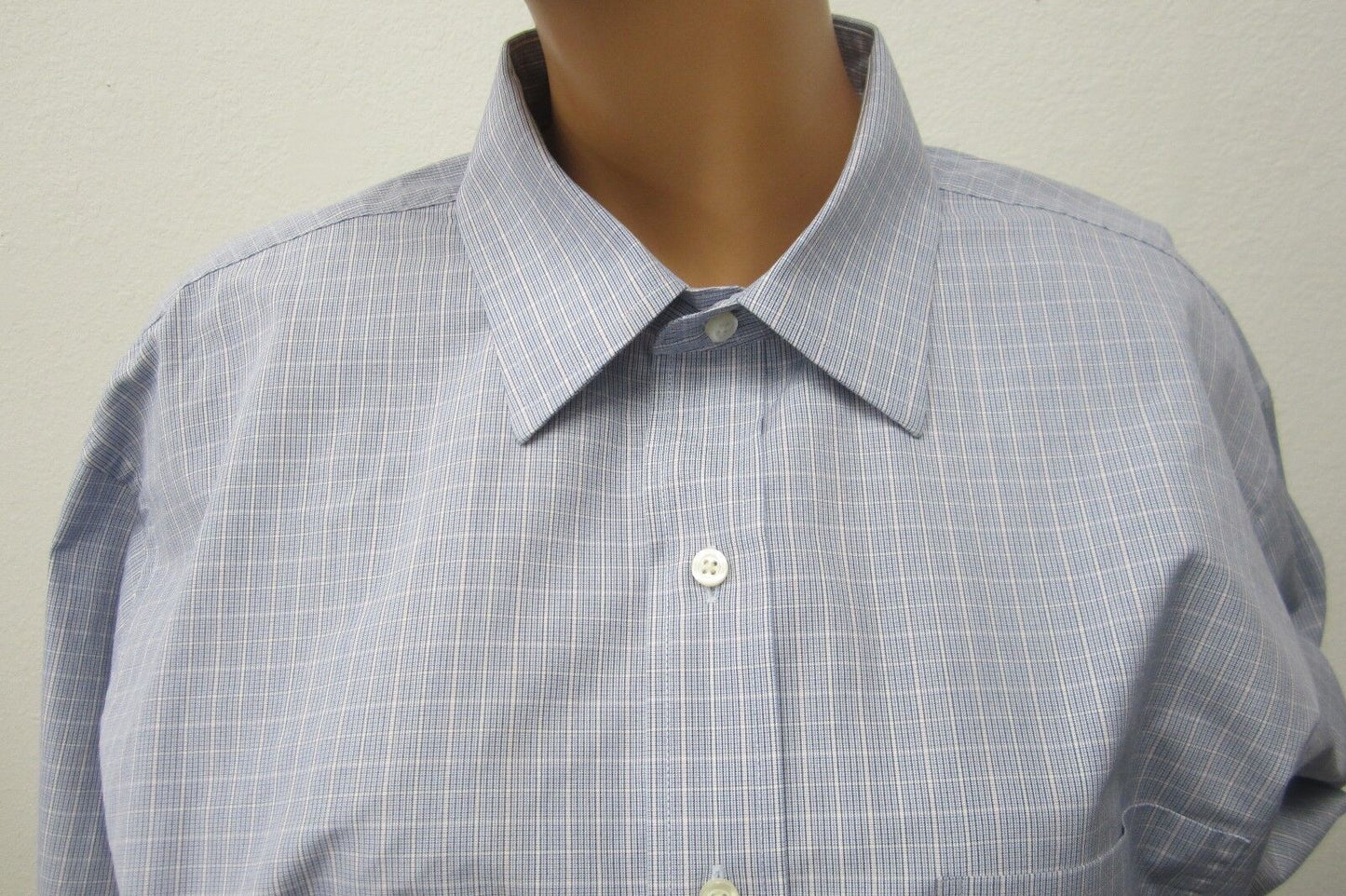 *NEW*  Mens Jos. A. Bank. Button Down Dress Shirt Blue/White Plaid Cotton Sz LG