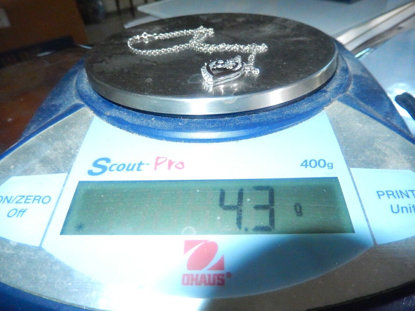 *VINTAGE*  10K White Gold 7 Diamond Heart Pendant  with 18" Chain