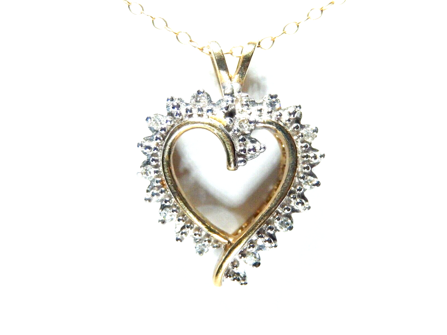 *VINTAGE* 10K Yellow Gold ~1/10CTW Diamond Heart Shaped Pendant Necklace 18" Ch