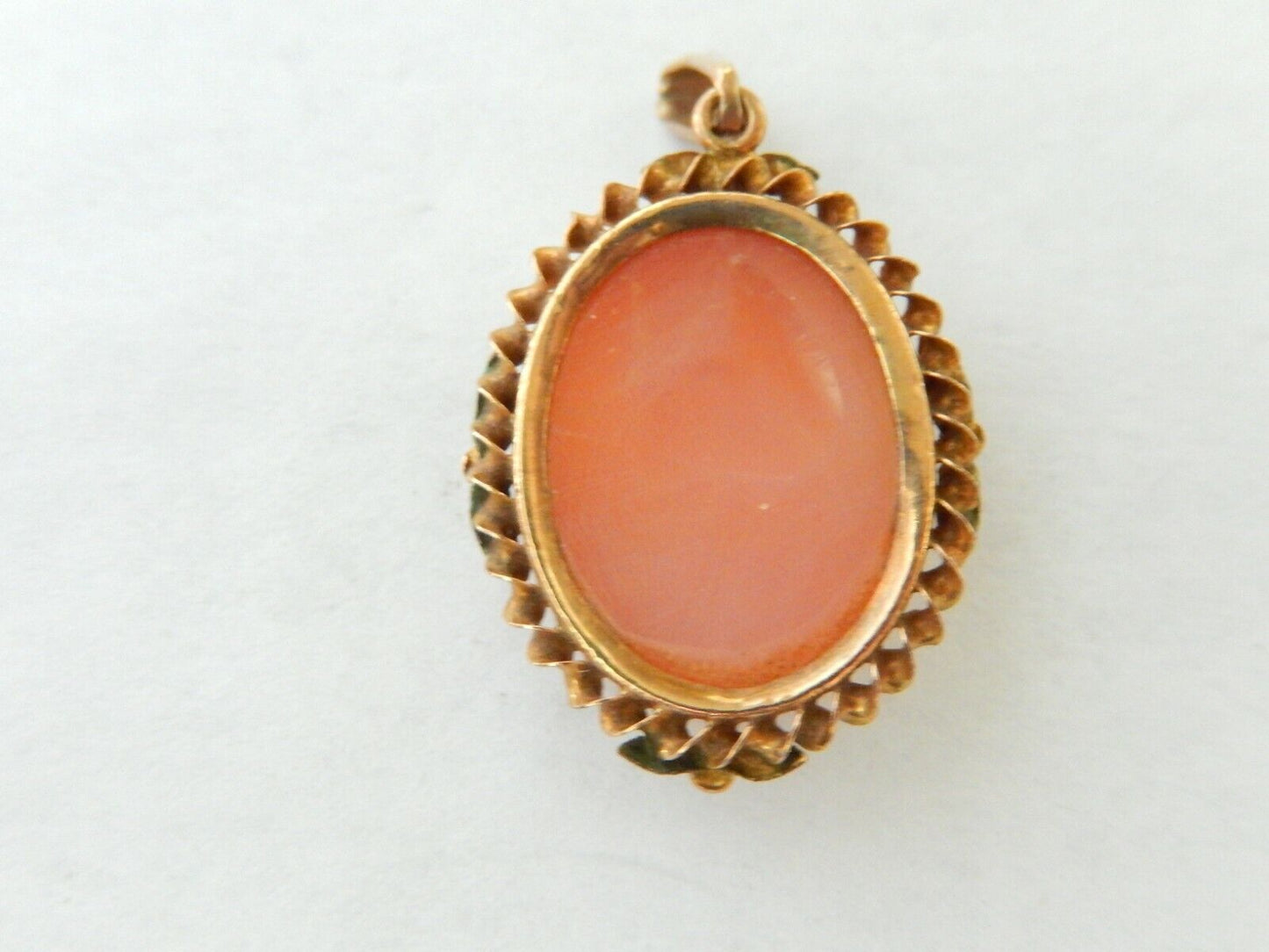 *VINTAGE* 10k BEAUTIFUL YELLOW GOLD CARVED LADY CAMEO PENDANT 1" x 34" plus bail