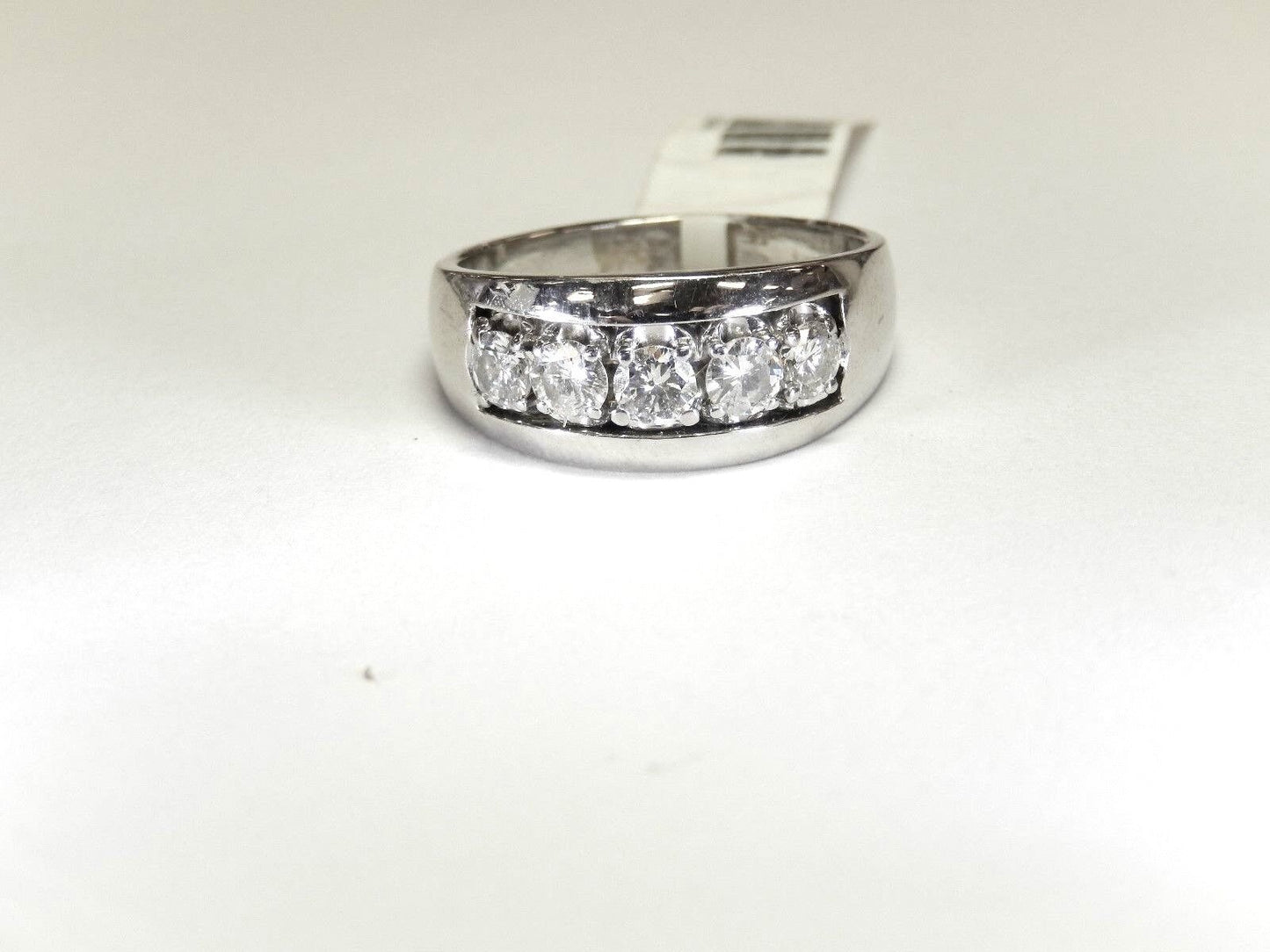 Men's White Gold Natural 5 Diamond Wedding Ring Approx.  Size 10.5