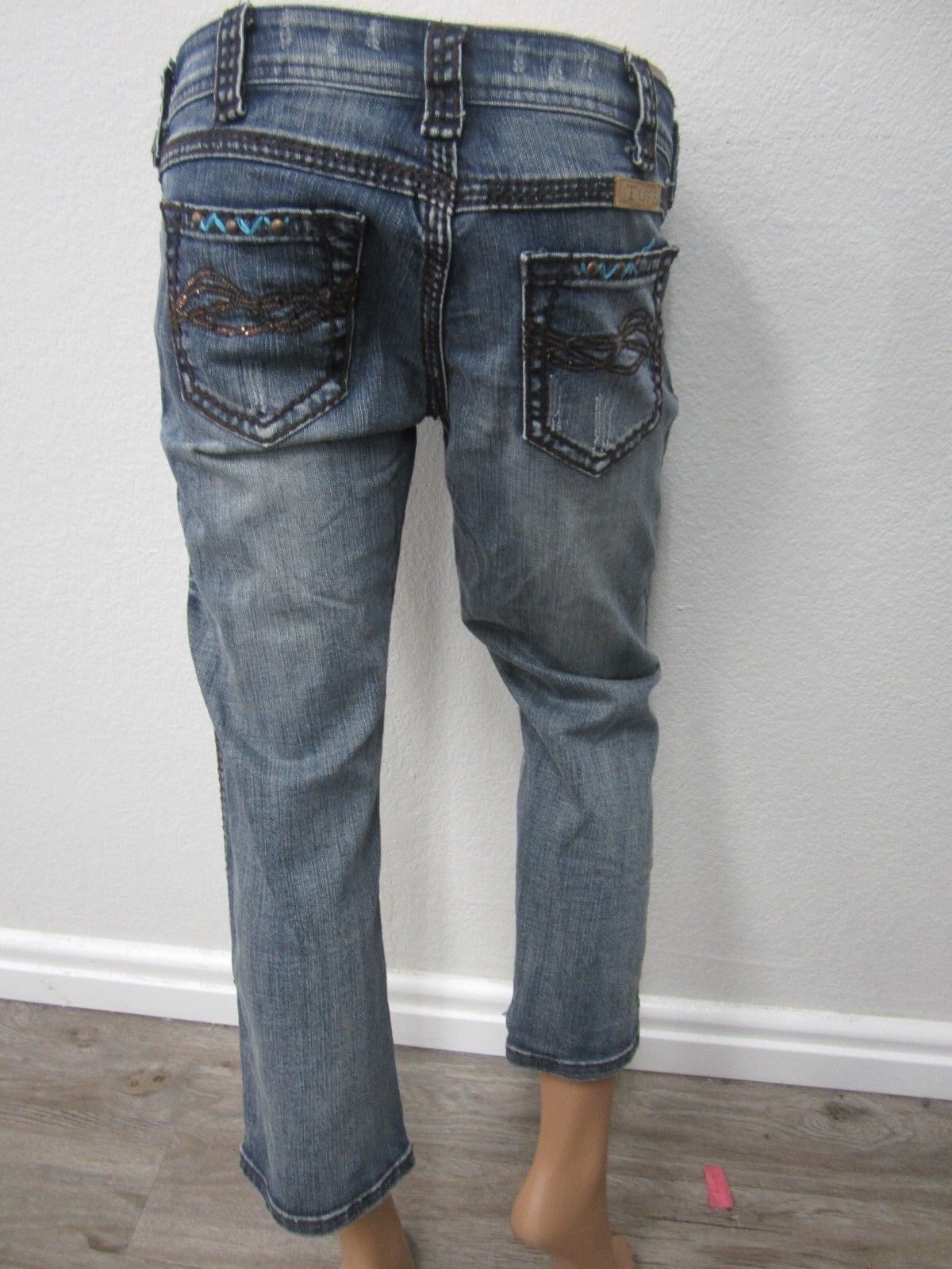 NWOT COWGIRLTUFF Copper Bling Jeans Womens Capri Distressed Stretch Sz 26 x 24