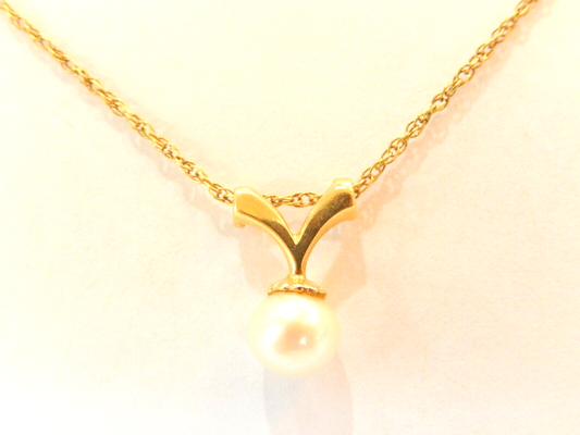 14K Yellow Gold Round White 6mm Pearl Pendant Necklace 18"