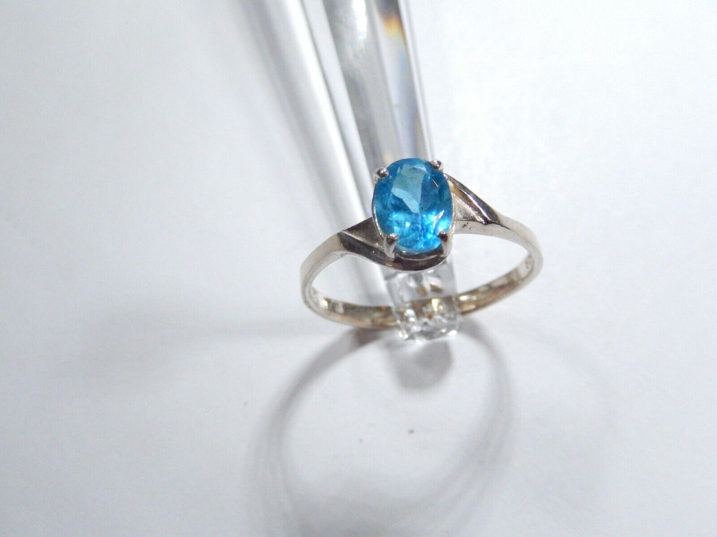 *VINTAGE*  Size 12.5 -  Sterling Silver 1.50 CT BLUE TOPAZ SOLITAIRE RING