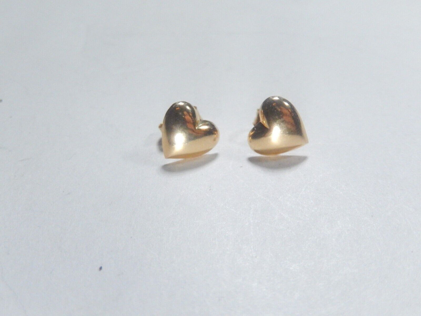 14K Yellow Gold Diamond Heart Studs Earrings