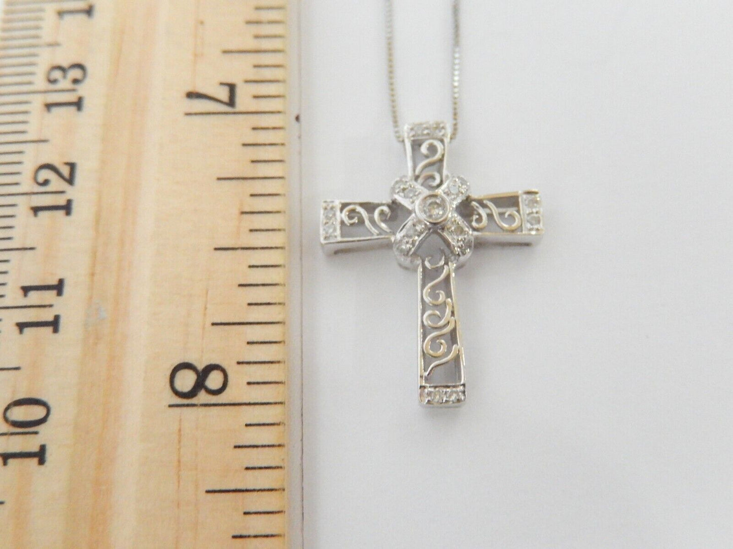 10K White Gold 17 Natural Diamond Religious Cross Pendant Necklace w/18" Chain