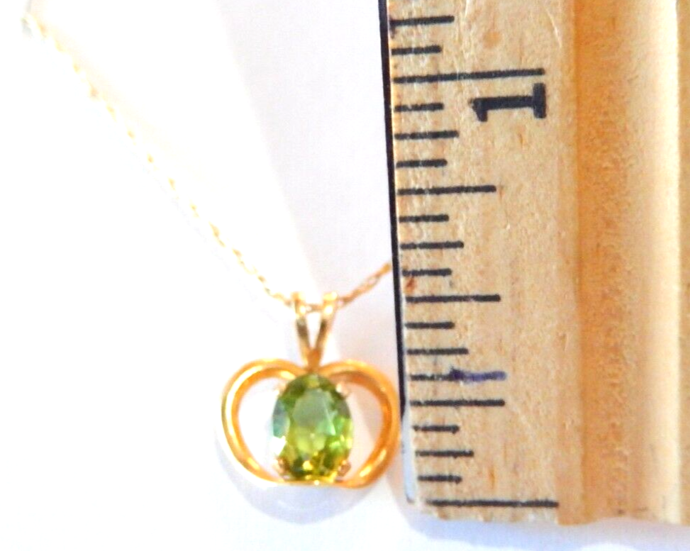 10K Solid Yellow Gold  .75CT Oval  Green Peridot Pendant W/ 20" 10K YG Chain