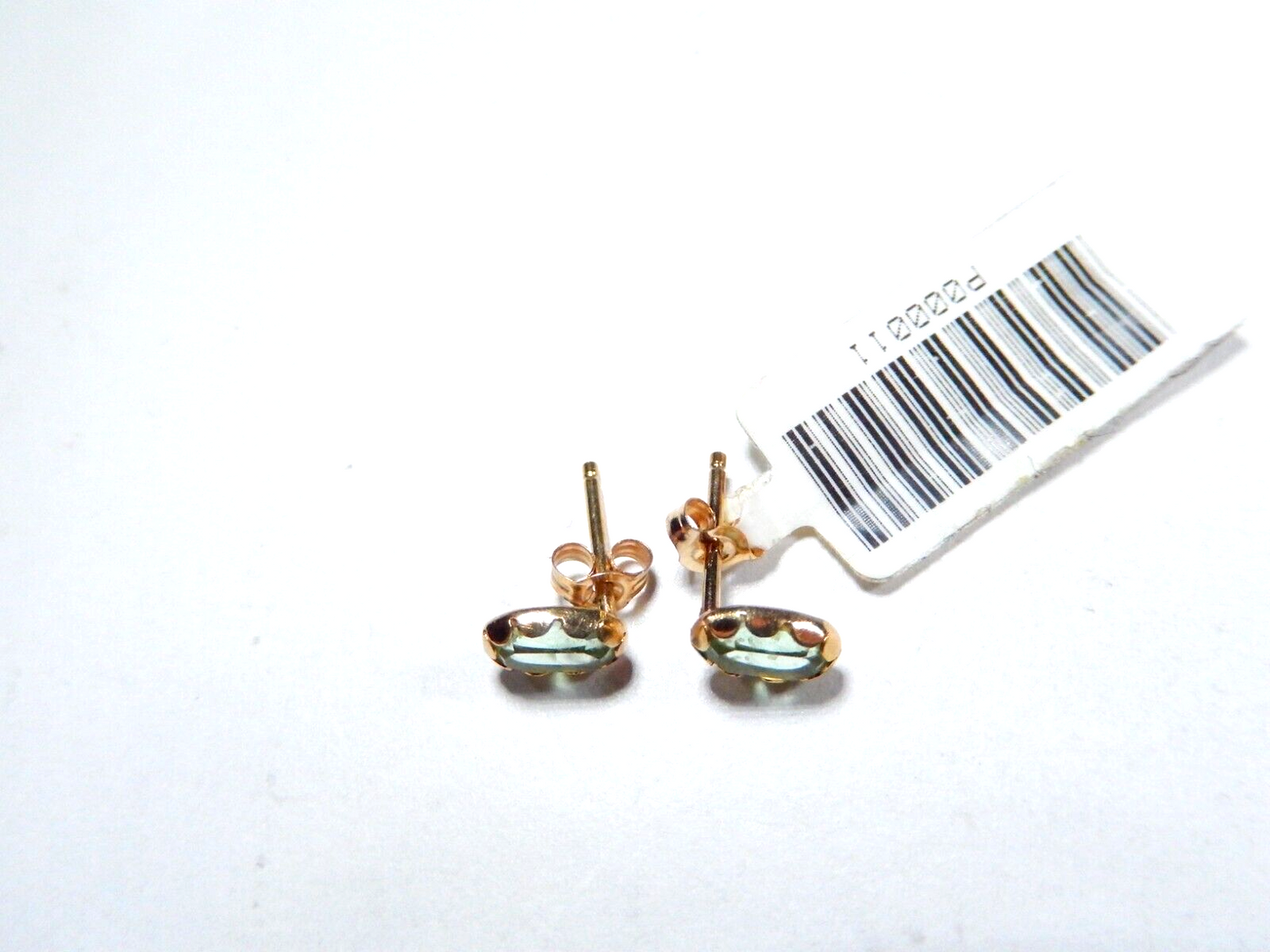 *VINTAGE*  14k Yellow Gold 1.00CT Oval Cut Peridot Stud Earrings