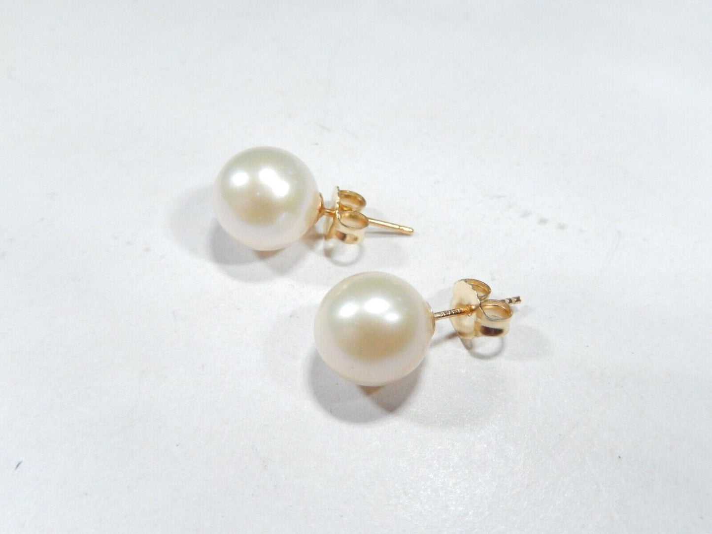 14K Yellow Gold 9mm Cream White Round Pearl Push Back Stud Earrings