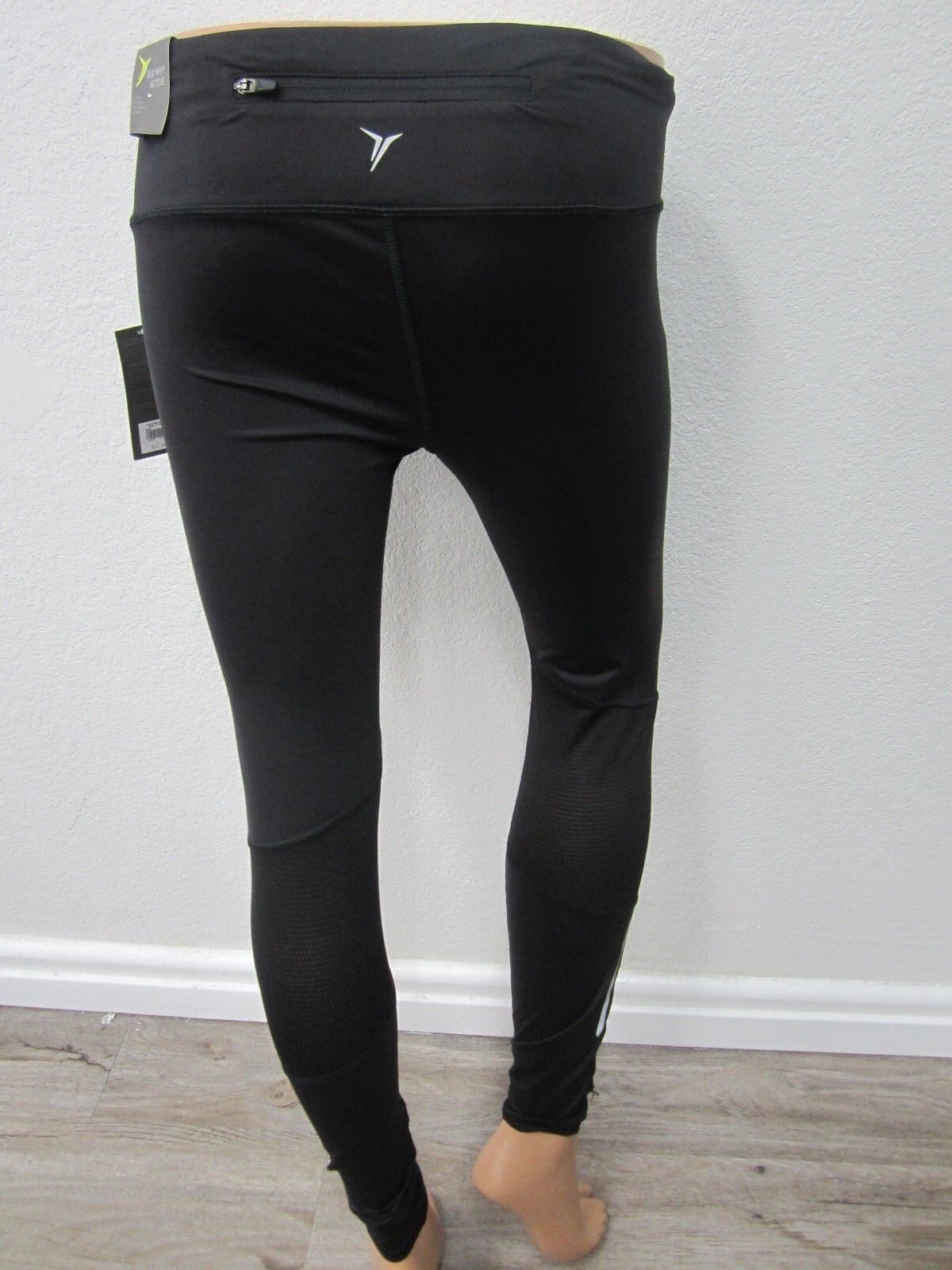 NWT Old Navy Women's Active High-Rise Black Fitted Compression  Pants Size S