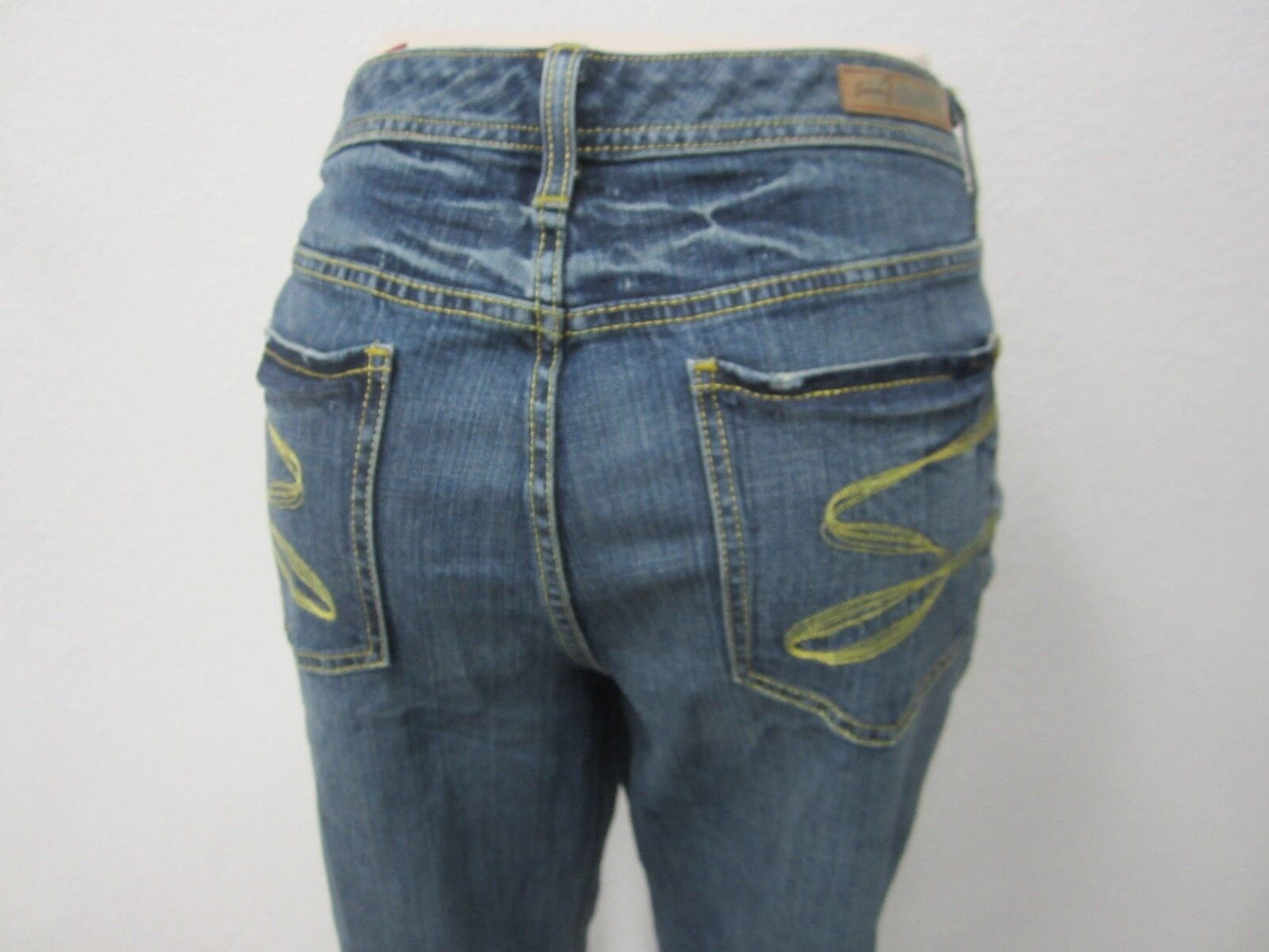 VERY NICE Women Seven7 Classic Flare Stretch Denim Mid Rise Jeans Sz 16 x L31