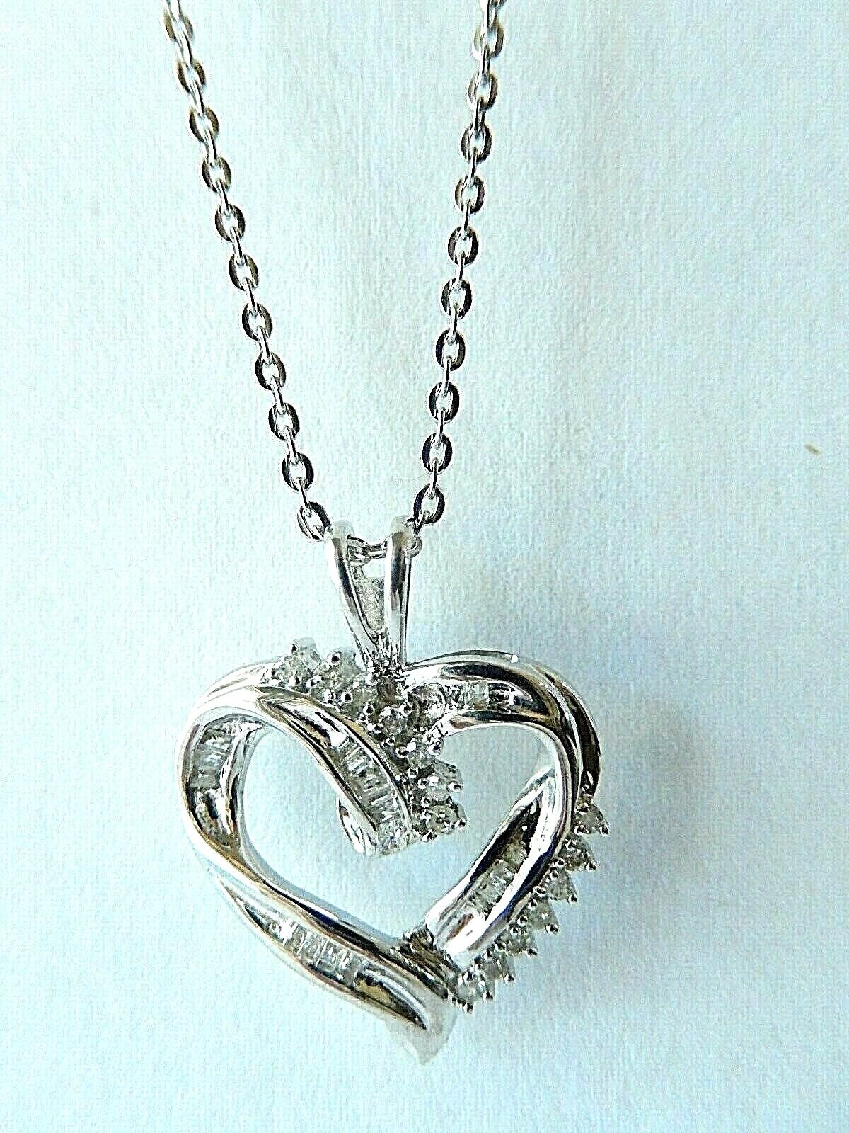 1/3 ct Natural VS Diamond Swirled Heart Pendant in 10K White Gold 18" Chain