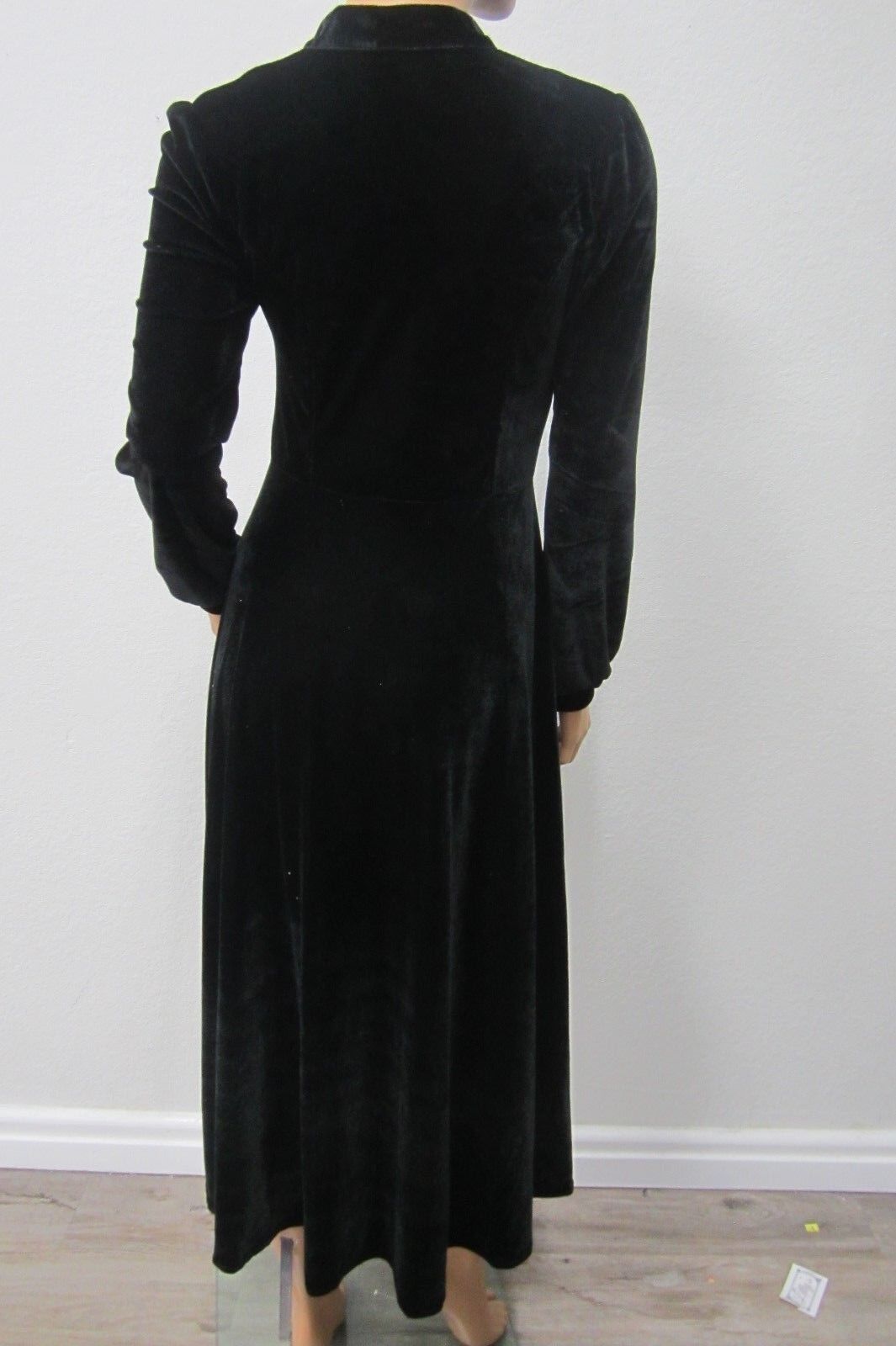 *NWT*  DONWORD- Velvet A-Line Dress for Women Black Velvet  Long Sleeves Size Sm