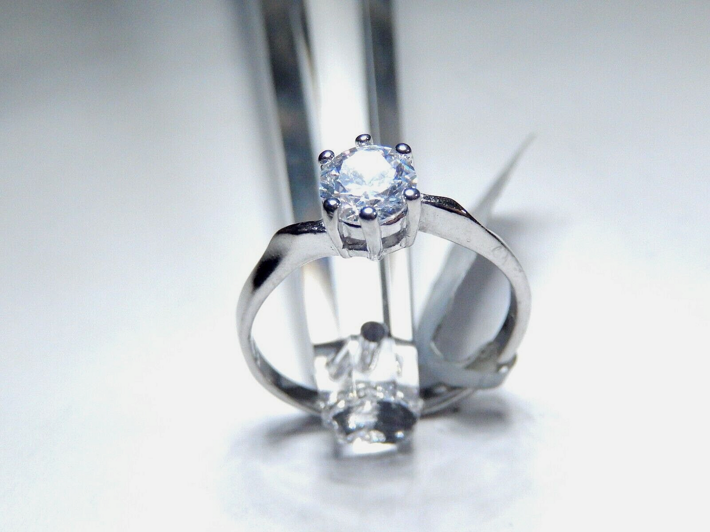 *VINTAGE*  Sterling Silver .75 CT Round Cut CZ Solitaire Ring Size 7.5