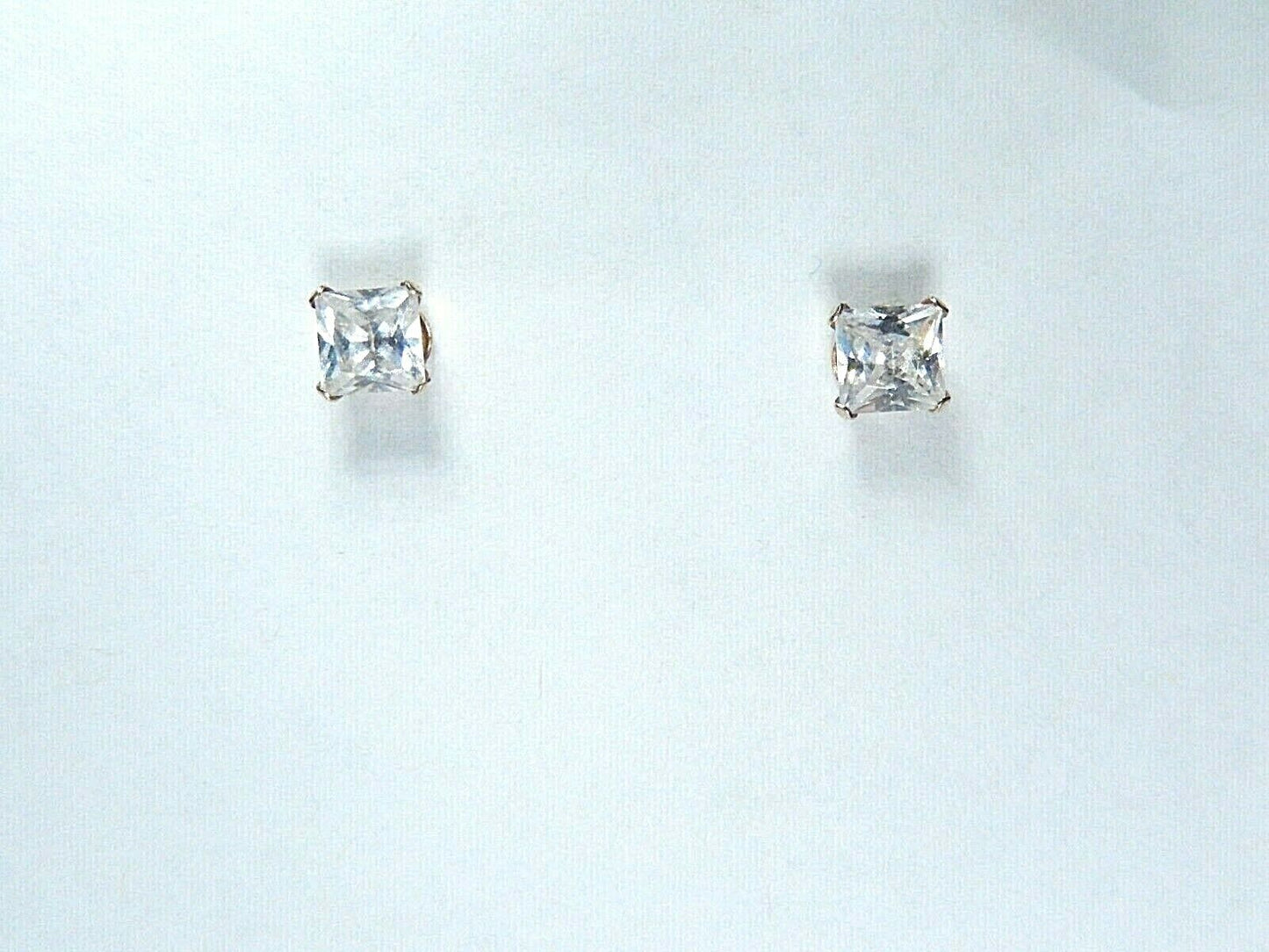 14K Yellow Gold 1.5Ct  CZ Diamon Princess Cut  Solitaire Stud Earrings 5mm