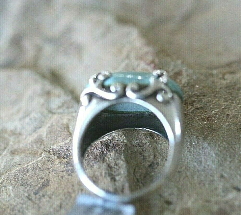 *VINTAGE*  Sterling Silver  Raised Turquoise Southwest Style Ring Size 6