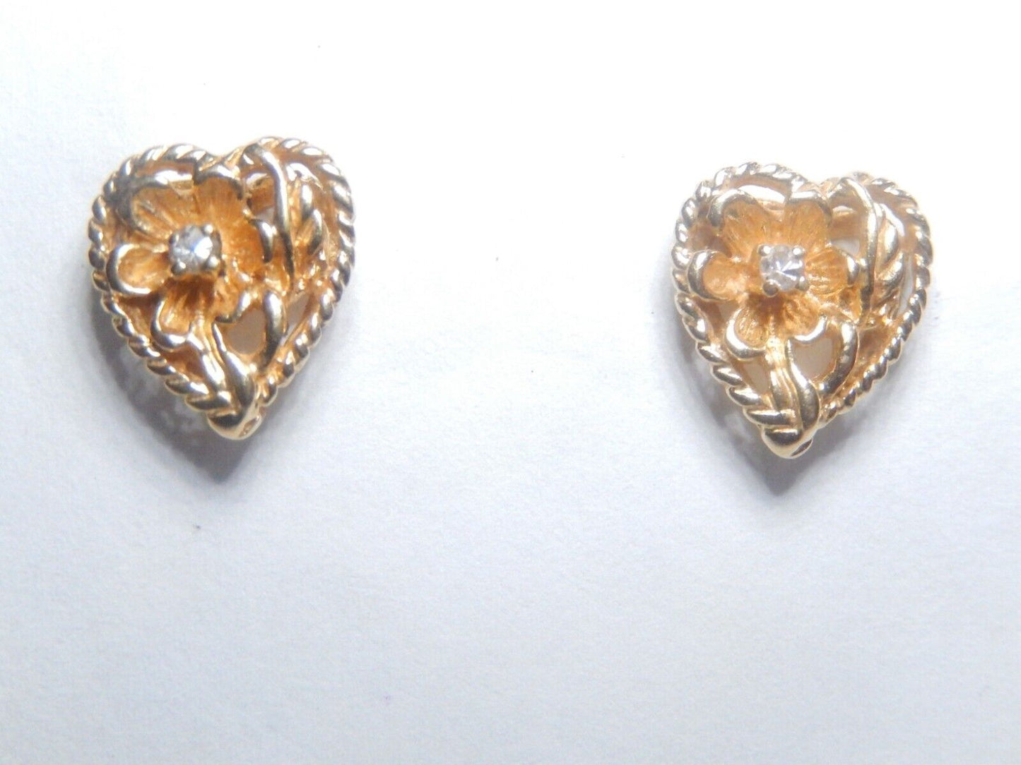 *VINTAGE*  14K Yellow Gold  Diamond  Heart & Flower Stud Earrings