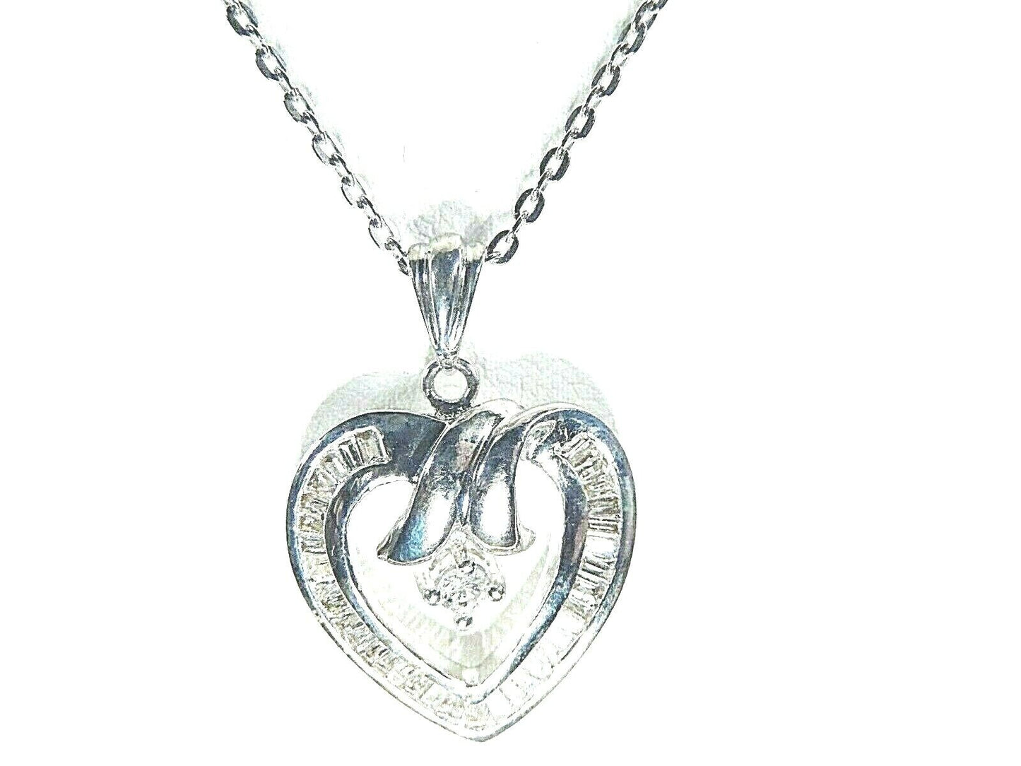 *NEW* 10K White Gold Heart Shaped Natural Baguette/Round Diamond Pendant w/chain