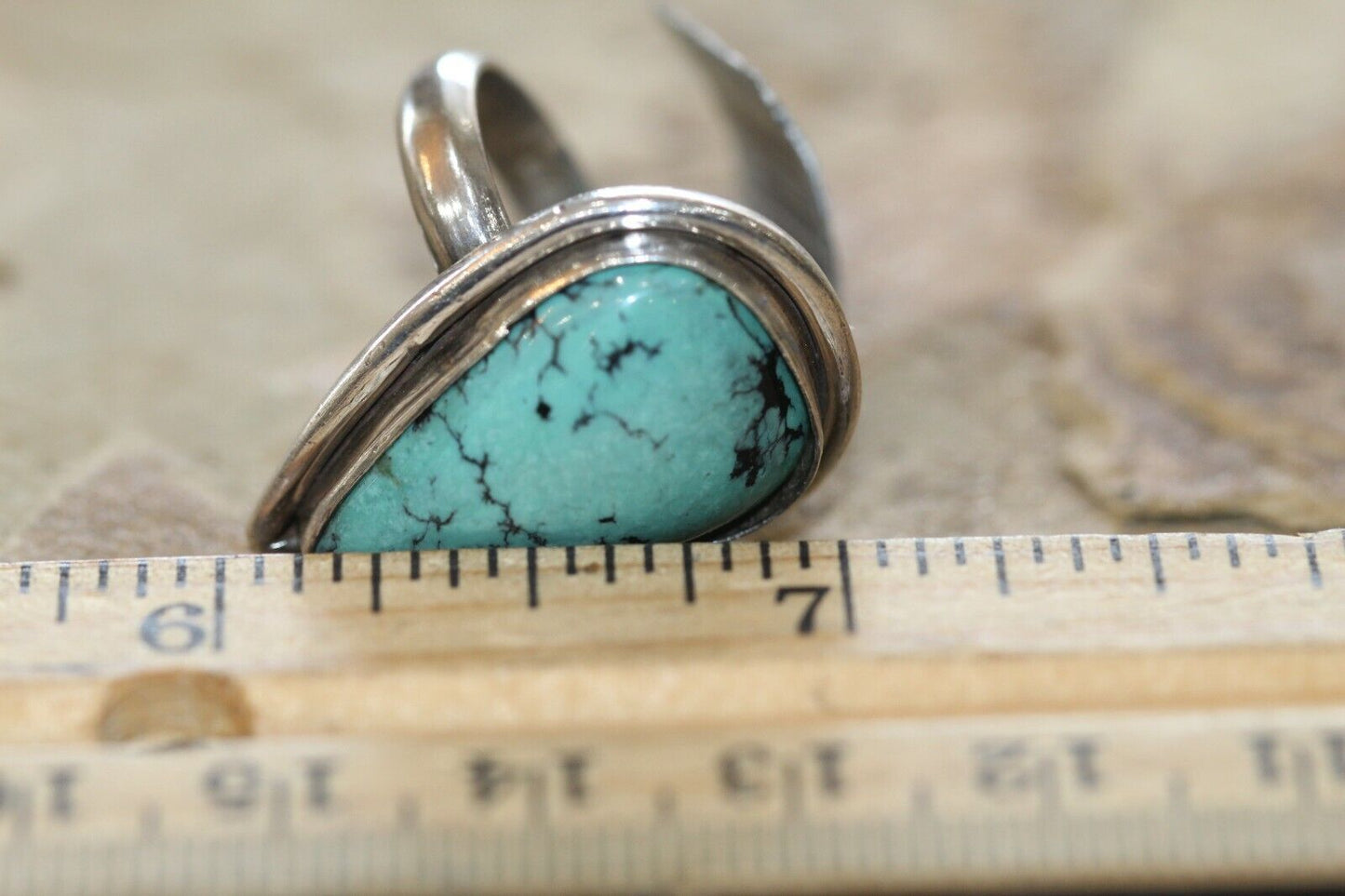 *VINTAGE*  Native American Pear Shape Turquoise Sterling Silver Ring  size 7