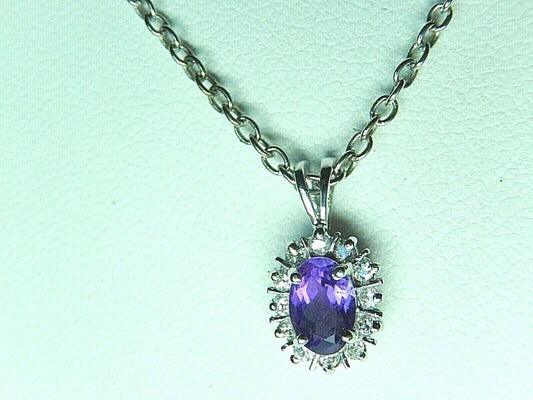 *NWT* 10K White Gold Oval Amethyst & Diamond Halo Pendant Necklace w/18" Chain