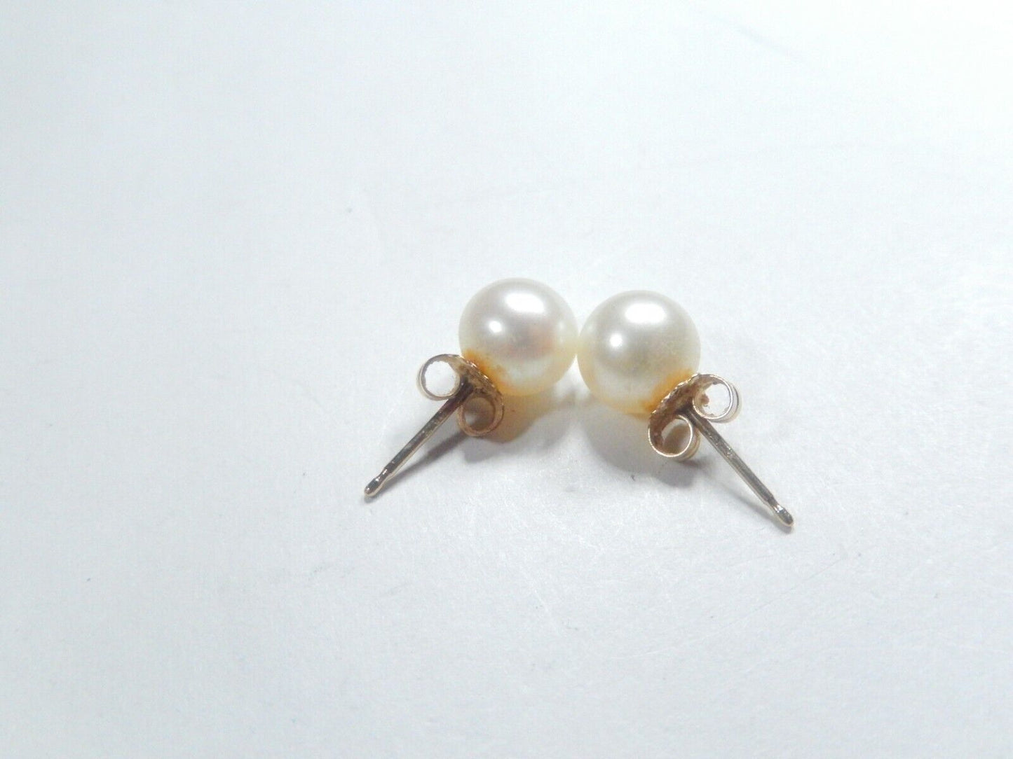 14K Yellow Gold 7.5mm Akoya Round Pearl Ear Stud Earrings