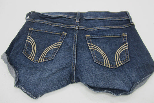 *NWOT*  Hollister Short Short CuffedLow Rise Dark Wash  Jean Shorts Size 0 (W24)