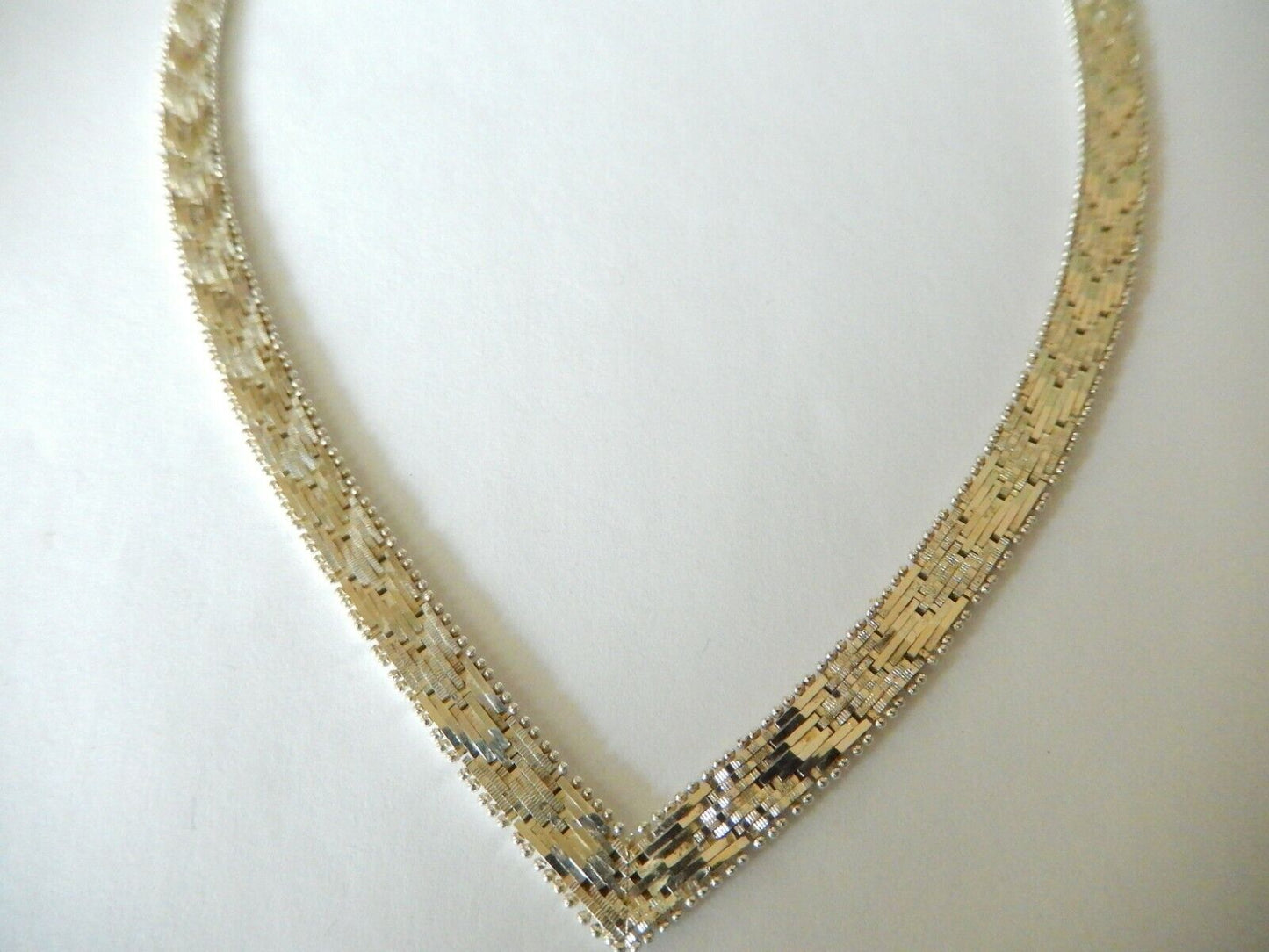 *VINTAGE* 925 Sterling Silver 7mm Wide Italy 16" V-Shaped Mesh Necklace - MINT