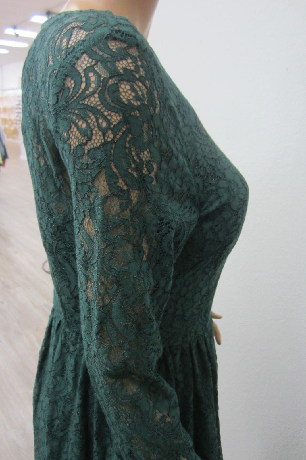 *NWT* Adrianna Papell STUNNING  Designer Women's Green Lace Dress Size 6