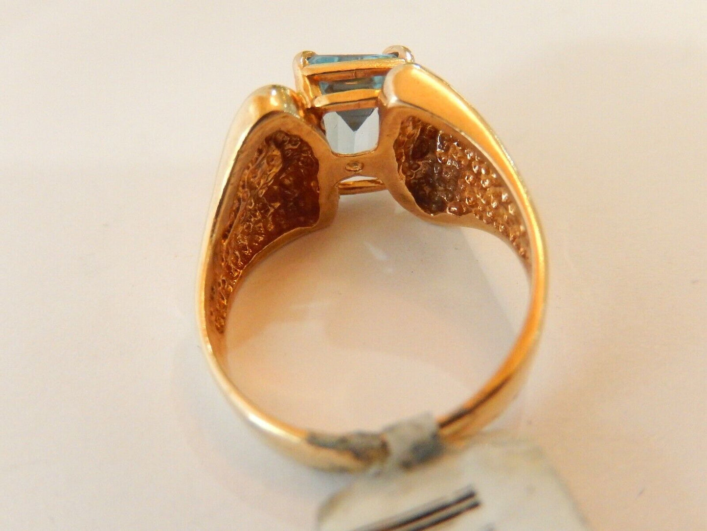 Ladies 14k Yellow Gold 9 x 7mm Natural Emerald Cut Swiss Blue Topaz Ring Sz 8