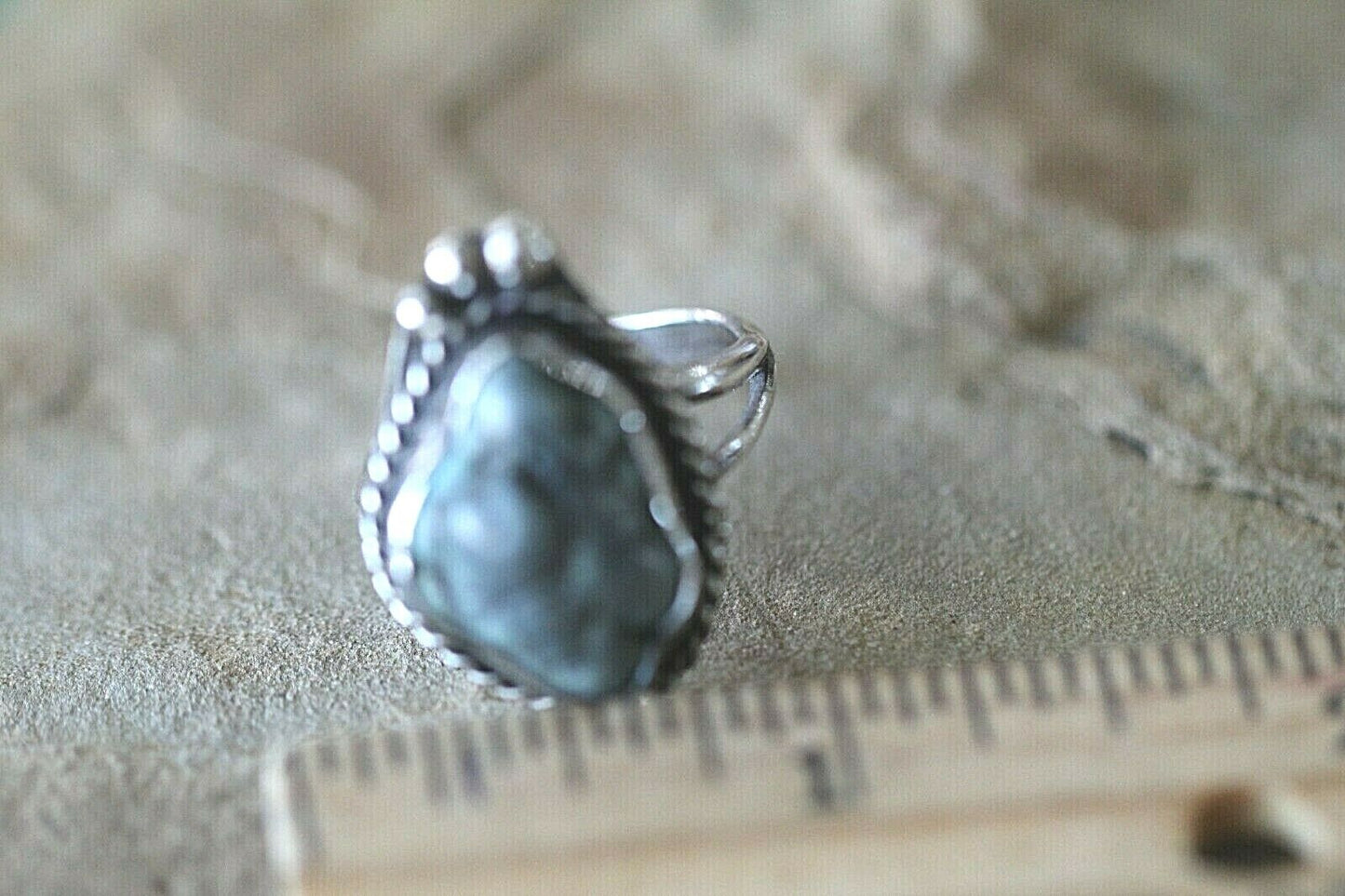 *VINTAGE*  Navajo Turquoise Sterling Silver Native American Ring Size 8.5