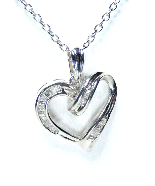 *NWT* 10K White Gold 1/3 CT Baguette Diamond Heart Pendant w/18" Chain