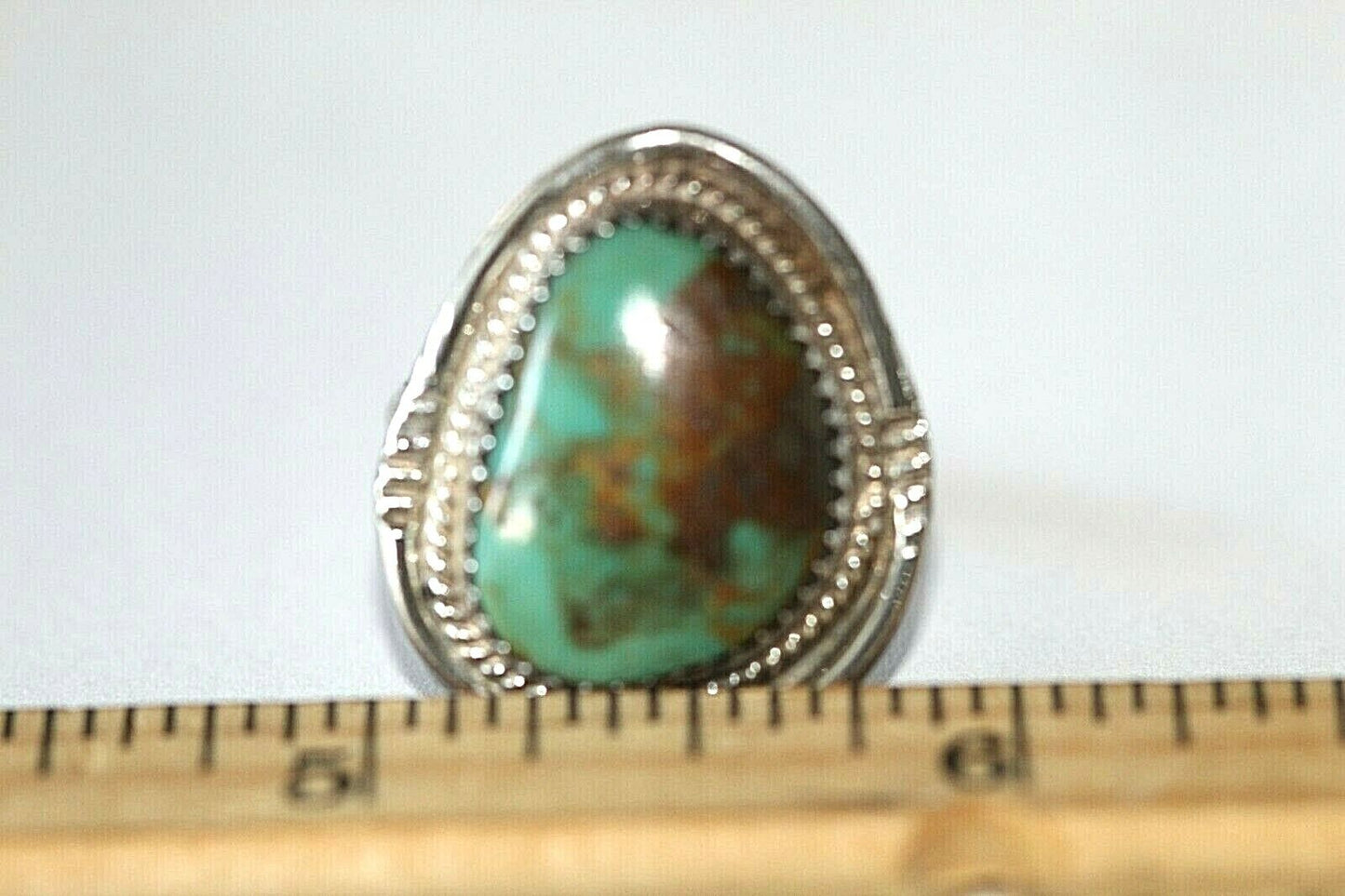 *VINTAGE*  Native American Turquoise Sterling Silver Ring Size 9.25