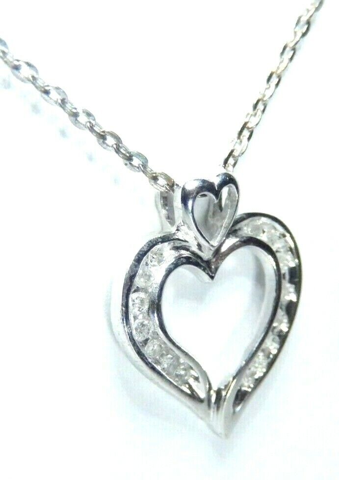 10k White Gold .25CT Natural Round Diamond Heart Pendant with 18" Chain