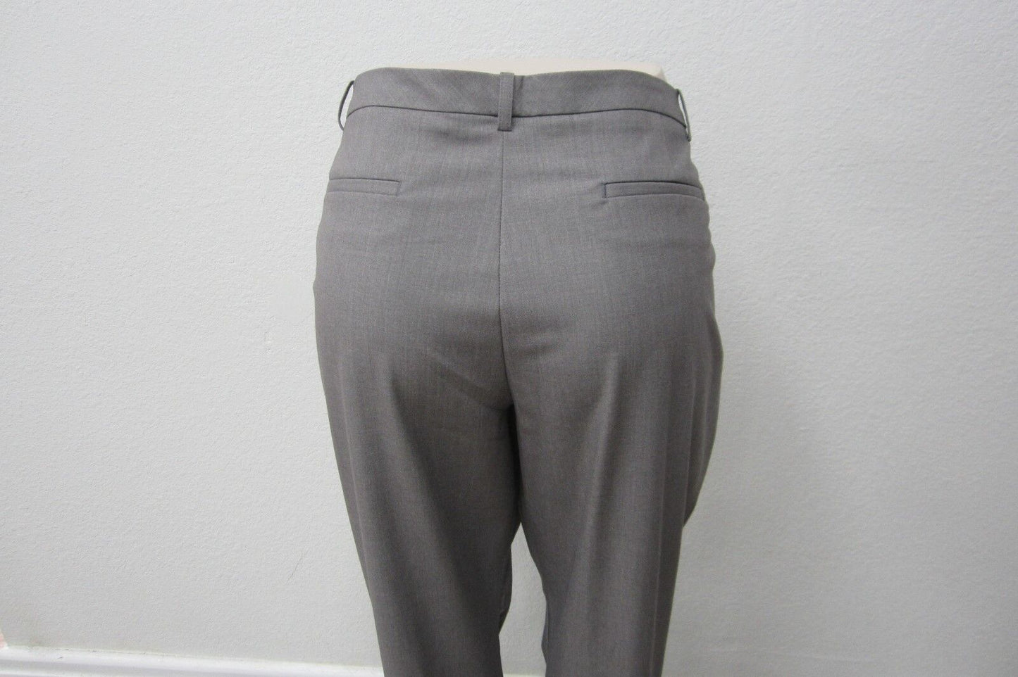 MINT WORTHINGTON DRESS  PANTS  MODERN FIT  STRAIGHT SIZE 18  x  33" LENGTH