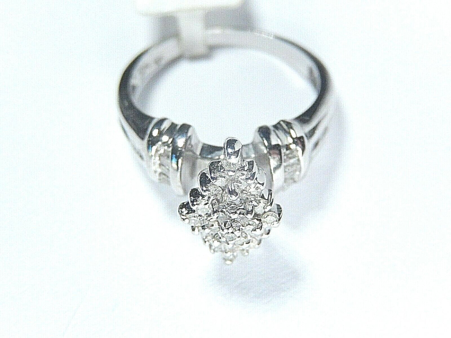 *VINTAGE*  10K White Gold Marquise Shape  and Natural Round Diamonds Ring .33ct