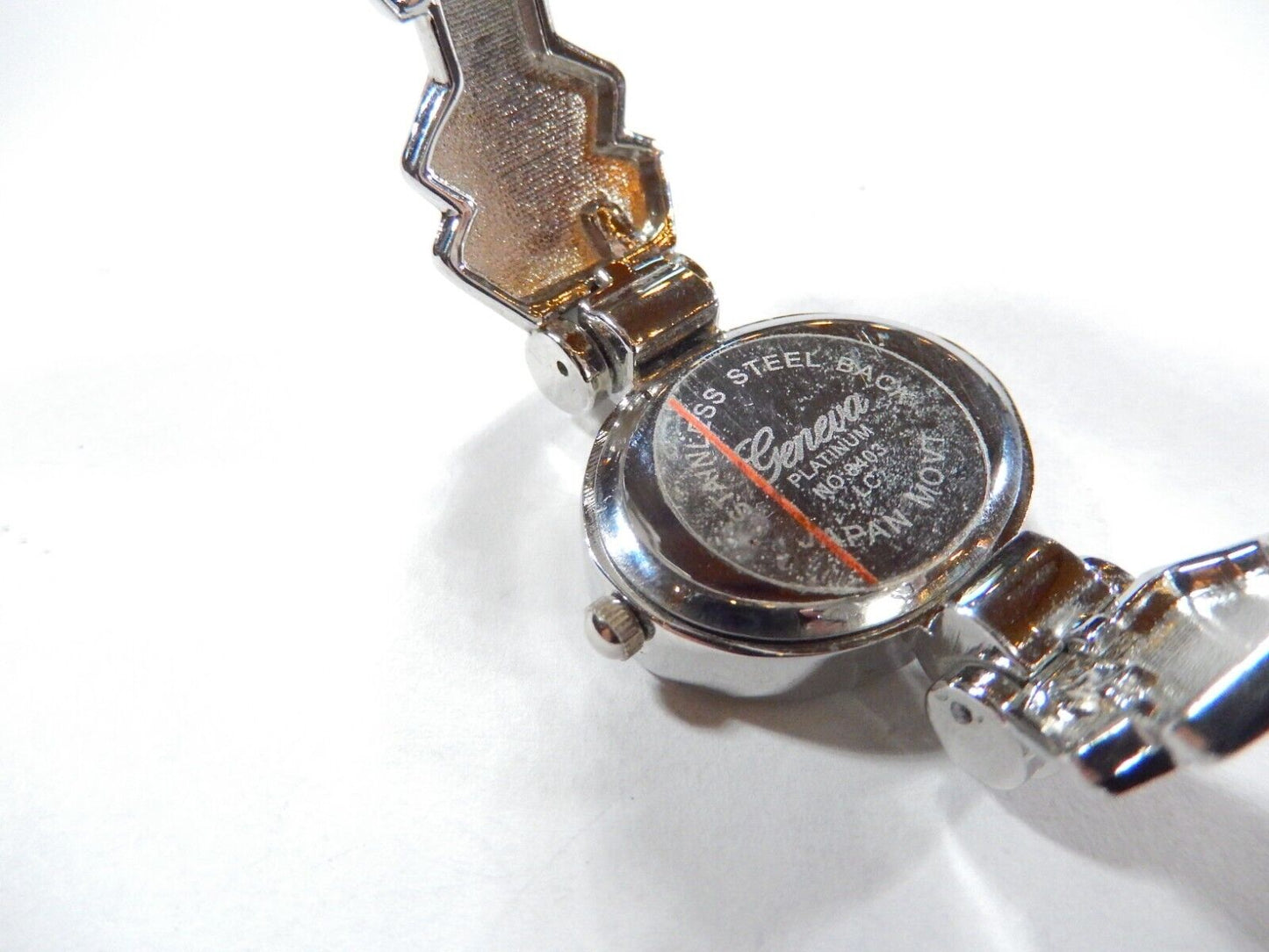 SILVER FINISH RED CROSS FOR NURSE WOMEN'S BANGLE CUFF  FASHION CASUAL WATCH