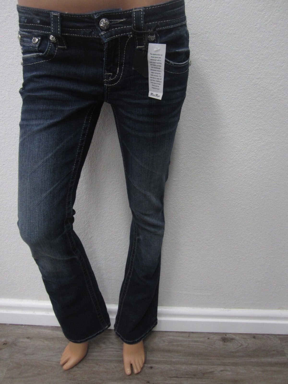 NWT  Women's Miss Me Jeans Signature Boot W25 L32 Super Cute Jeans!!
