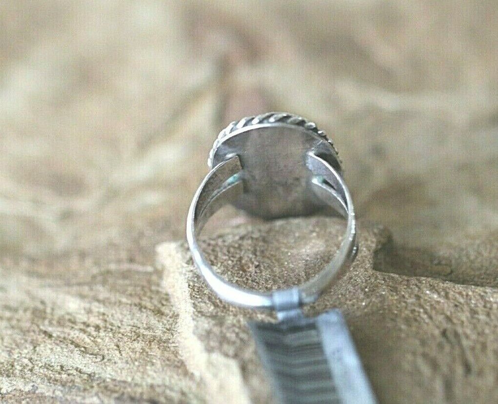 *VINTAGE*  Navajo Turquoise Sterling Silver Native American Ring Size 6.75