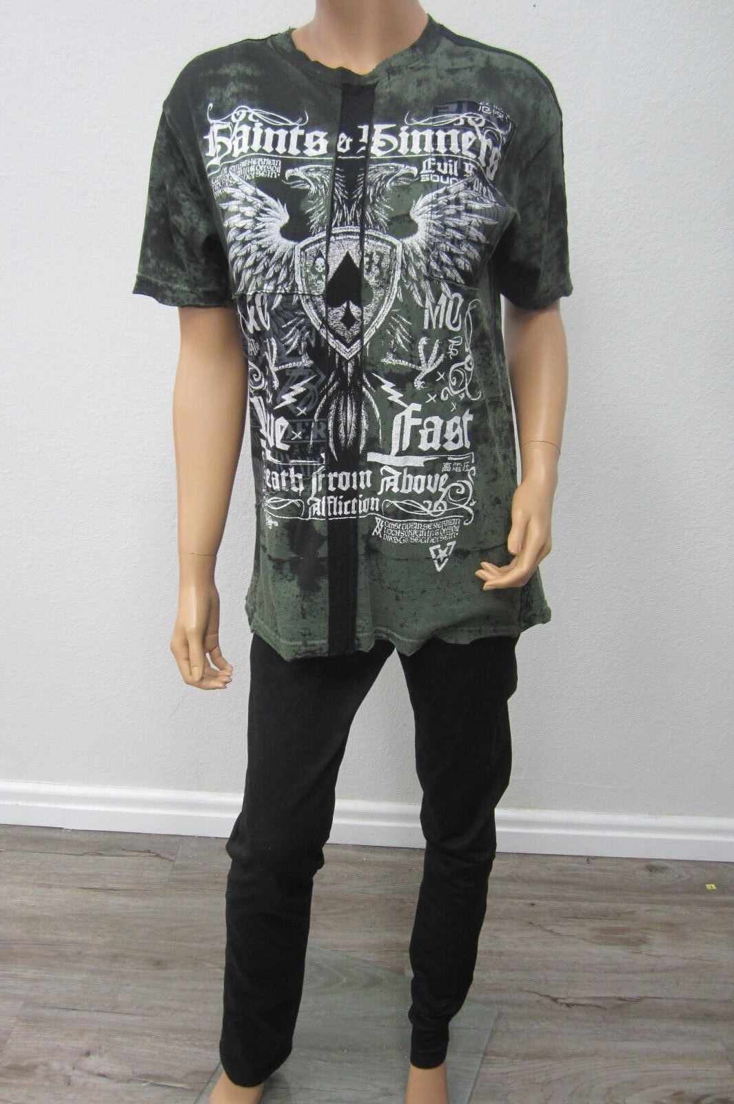 *NWT* NEW SINISTER  BLACK Button Down Shirt Size M