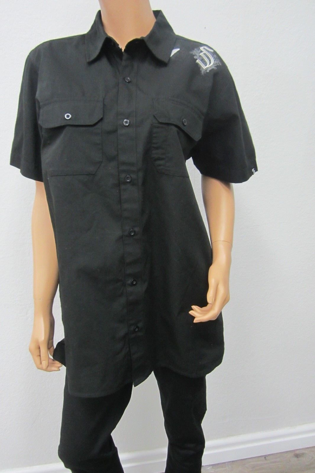 *NWT* NEW SINISTER  BLACK Button Down Shirt Size M