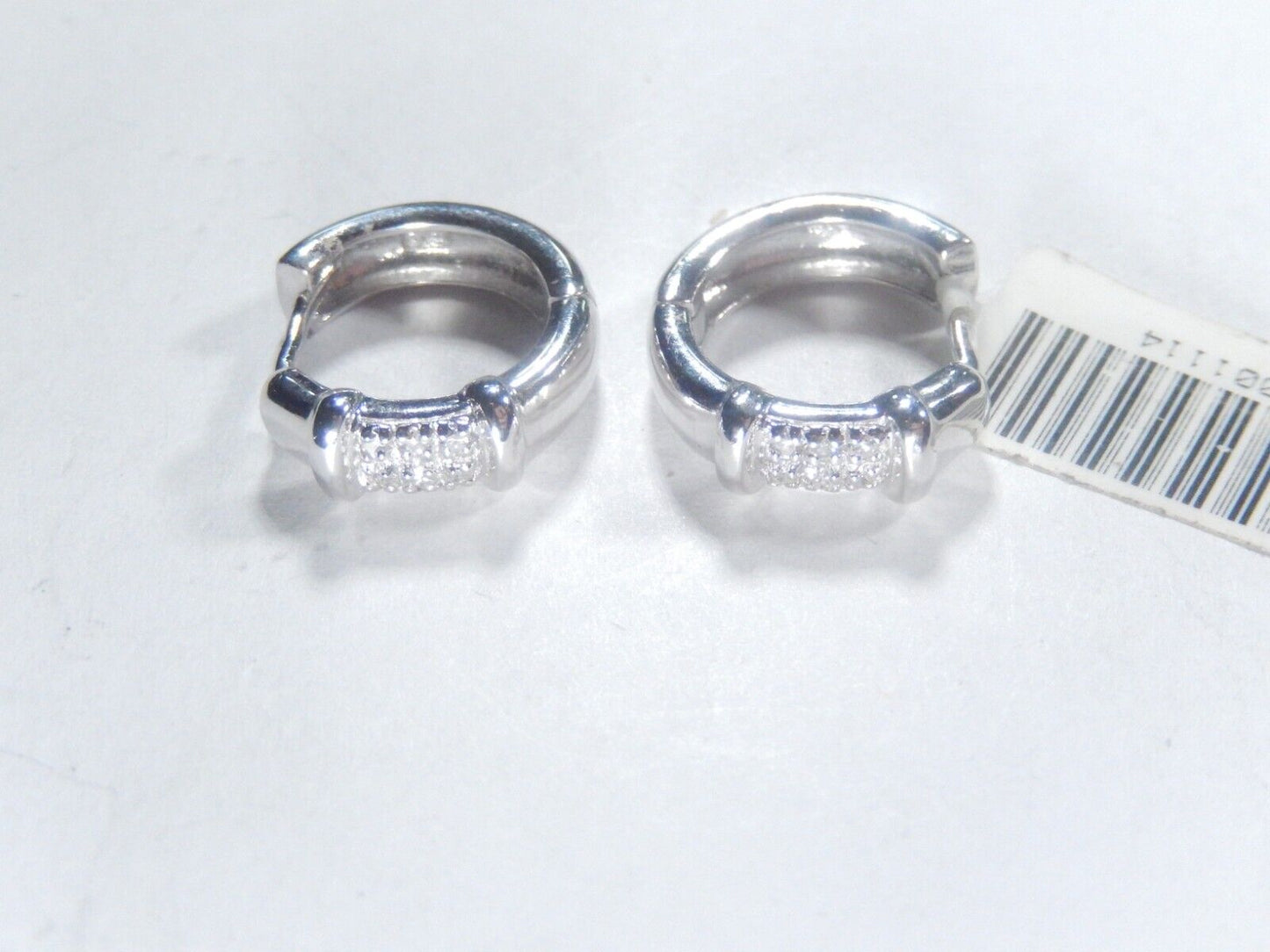 14k Solid White Gold Natural Diamond Decorative 16mm  Huggie Hoop Earrings