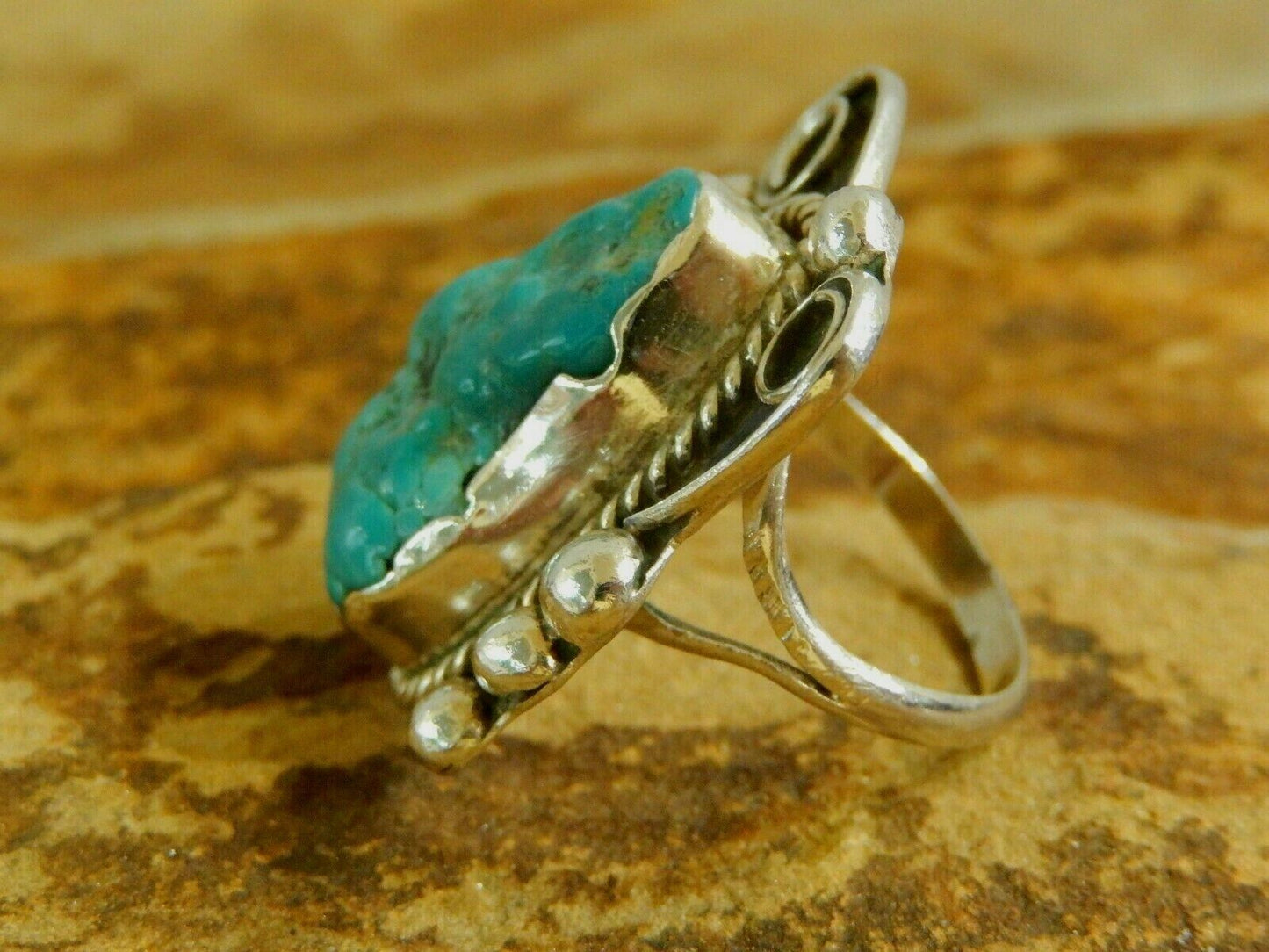 BEAUTIFUL! Native Amer. Sterling Silver & Gem Turquoise Heavy Ring 9.73g Sz 7.25