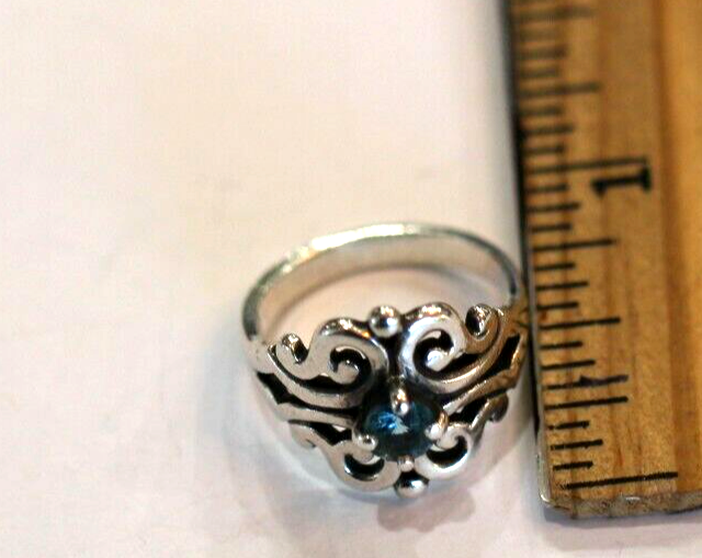 James Avery Spansh Lace Blue Topaz Ring~Size 6.75 Sterling Silver