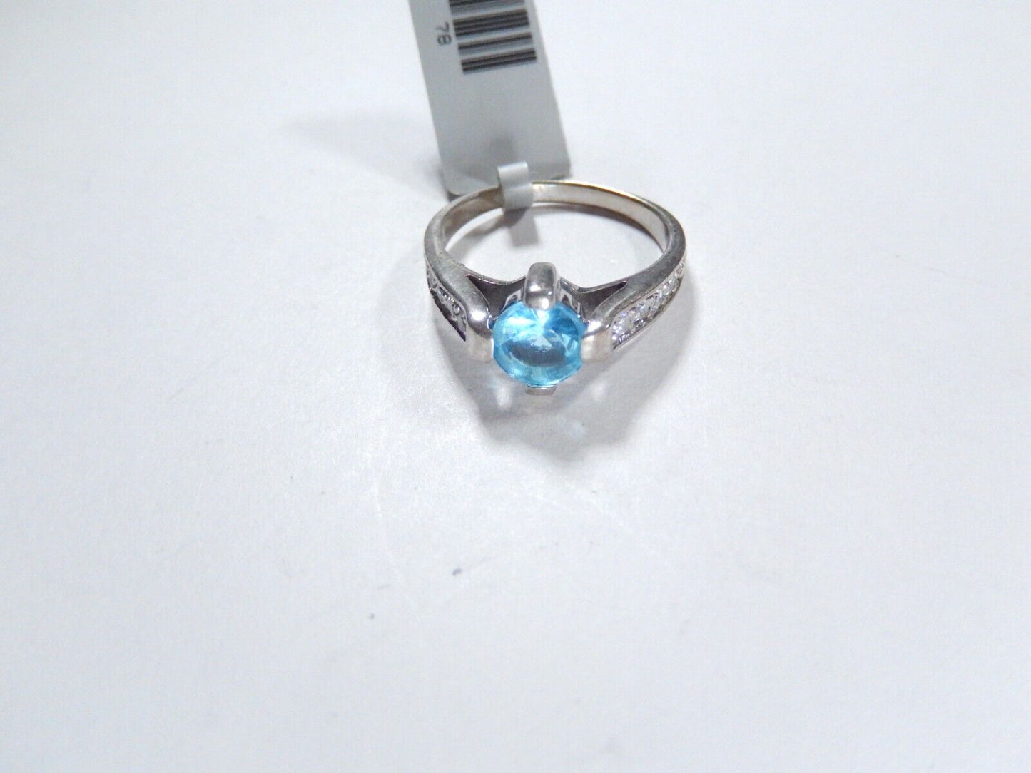 *VINTAGE* Sterling Silver  1CT Size Blue Topaz and Cubic Zirconia Ring Size 6.75
