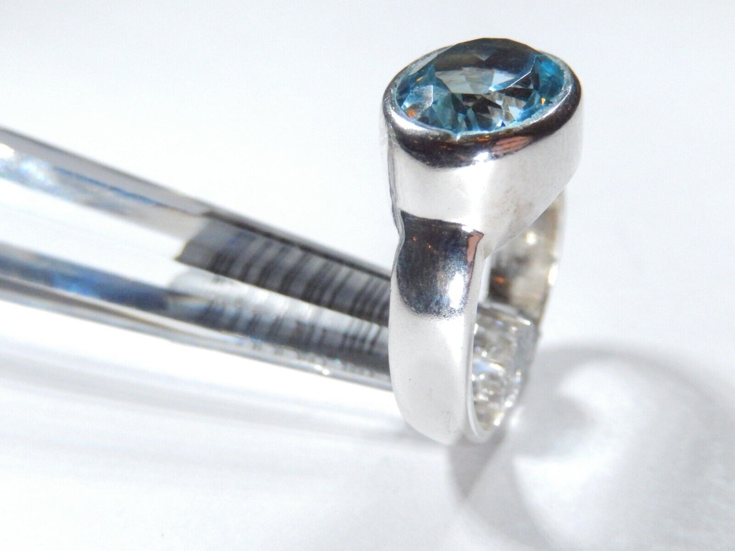 925 Sterling Silver 5.00 CT  Bezel Set Oval Blue Topaz Solitaire Ring Size 7.75