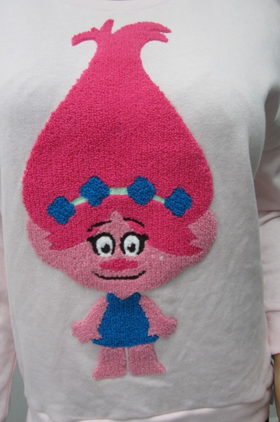 RARE DESIGN *NEW*Dreamworks Womens Trolls Raised Graphic Pink Sweat Shirt Sz S