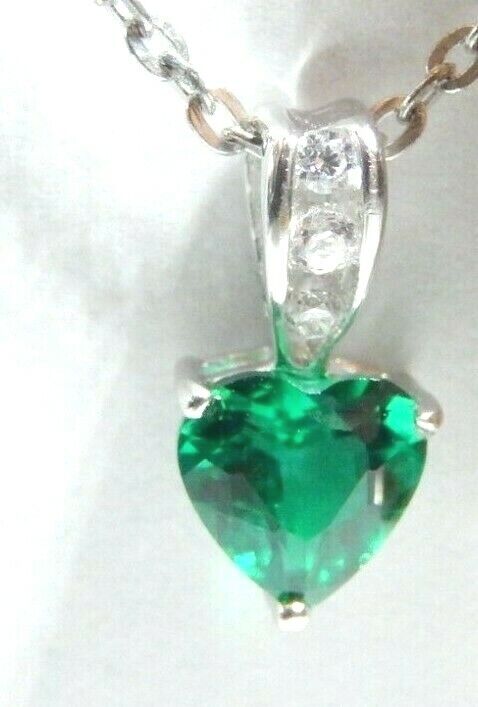 *NWT* 10k White Gold Heart Shape Emerald and Diamond Necklace w/ 18" Chain